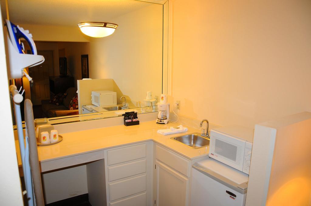 Boarders Inn And Suites By Cobblestone Lamar Missouri Εξωτερικό φωτογραφία